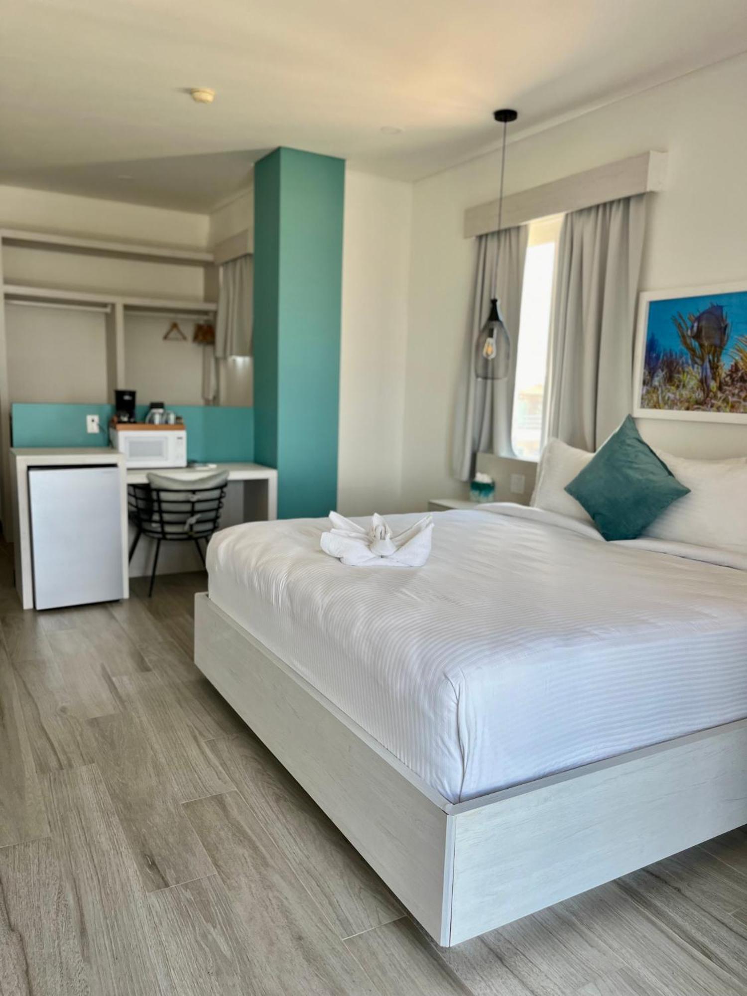 The Watermark Hotel San Pedro  Ngoại thất bức ảnh