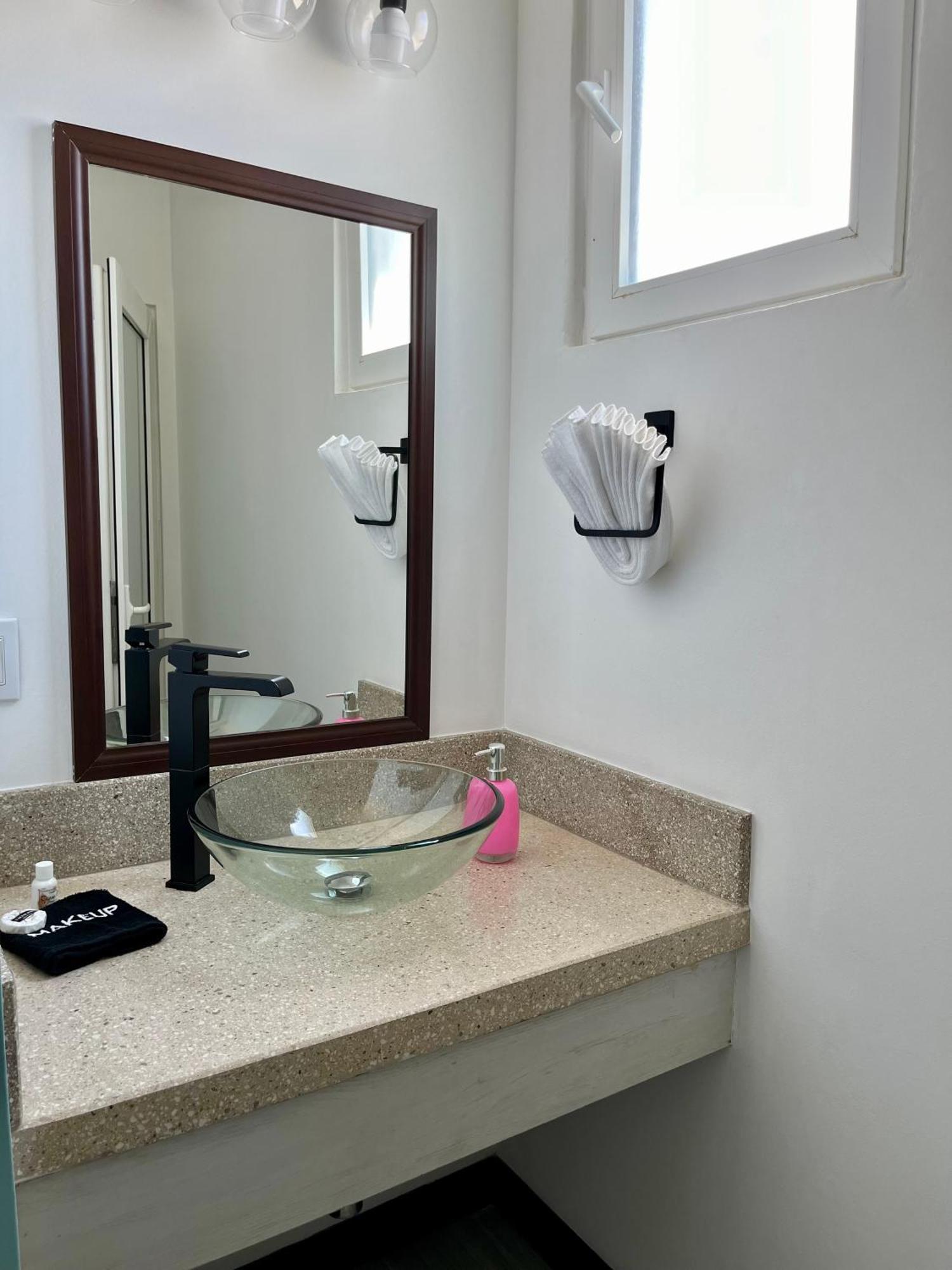 The Watermark Hotel San Pedro  Ngoại thất bức ảnh